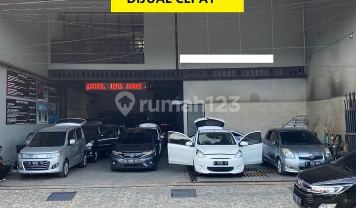 Tempat Usaha Bangunan Baru di Tengah Kota Semarang Bebas Banjir