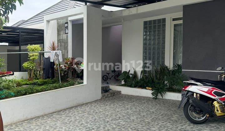 Dijual Rumah Siap Huni di Bsb Village Semarang