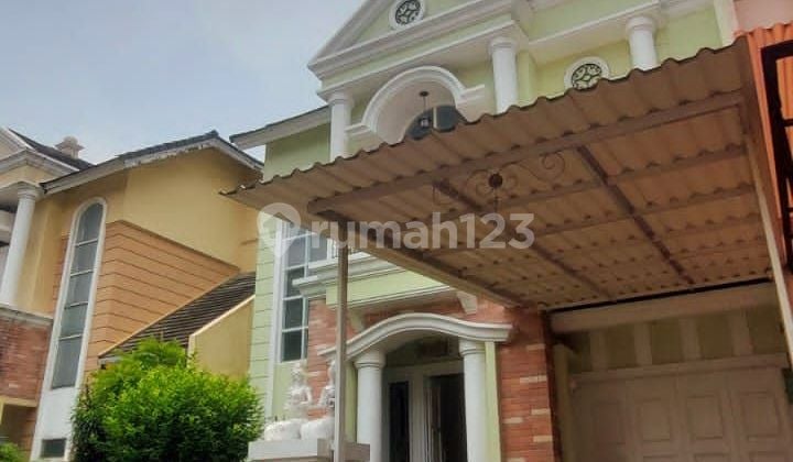 Rare House Opposite Summarecon Mall