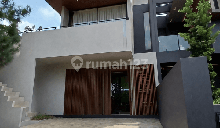Rumah Estetik View Danau di Sawangan