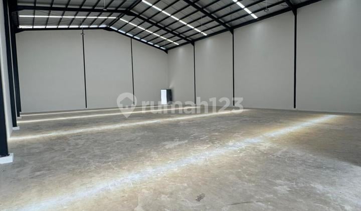 Gudang Baru 18X48 Plus Mezzanine Tangerang