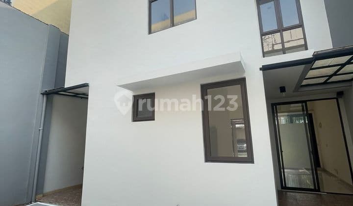 Rumah di BSD City Prestigia The Eminent