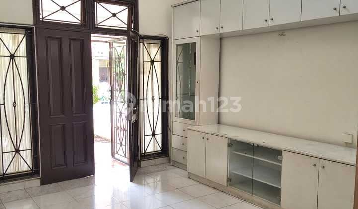 Rumah Sewa 1.5 Lantai di Cluster Jelita Alam Sutera