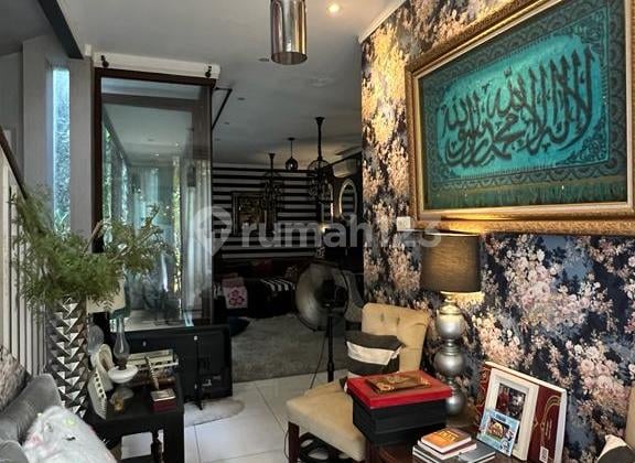 Rumah Cantik Full Furnished Discovery Bintaro Jaya Sektor 9
