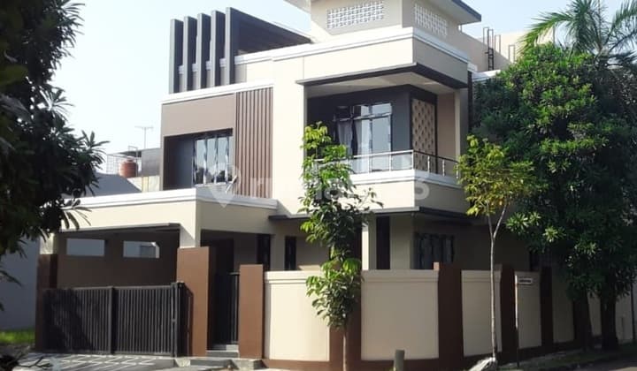 Rumah Bagus Full Furnished di Bsd Tangerang Selatan