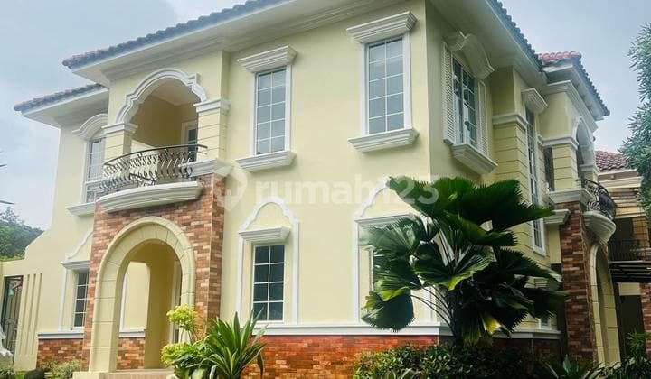 Dijual Rumah Hoek The Green, Bsd Lingkungan Asri dan Nyaman