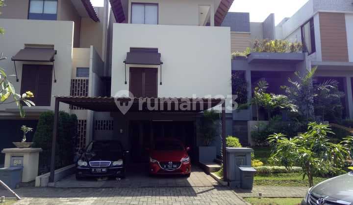 Rumah Mewah Rapih 3 Lantai Di De Park Cluster Heliconia Bsd City