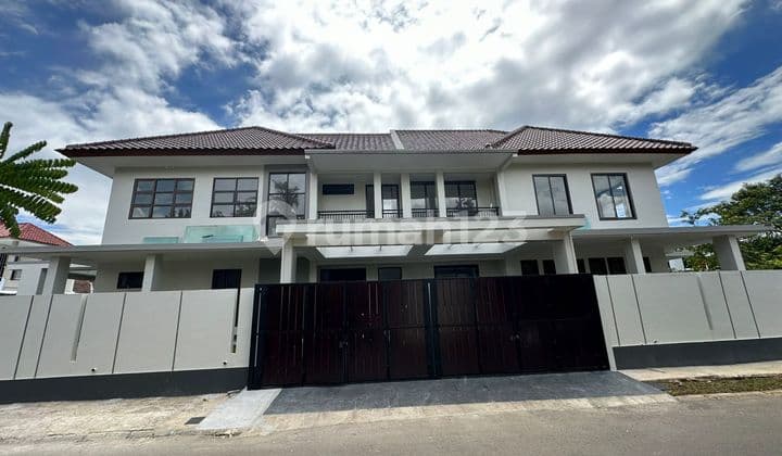 Rumah New Minimalis Modern Kencana loka Bsd Lokasi Aman Nyaman