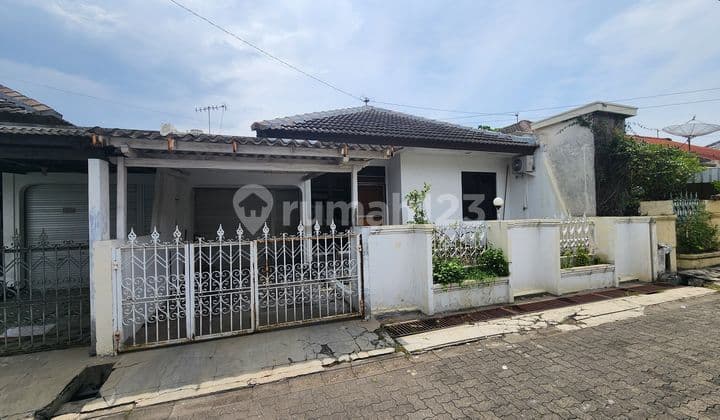 HOUSE IN PONDOK INDAH INDRAPRASTA HOUSING, SEMARANG, AFFORDABLE PRICE
