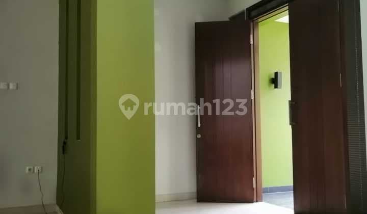 Rumah Murah 2 Lantai Siap Huni Bagus Shm Di Pondok Hijau