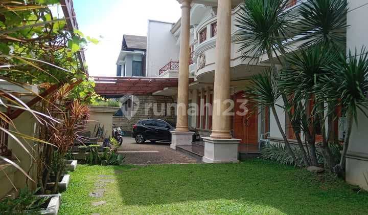 Dijual Rumah Mewah Main Road Batununggal (bukan Cluster)
