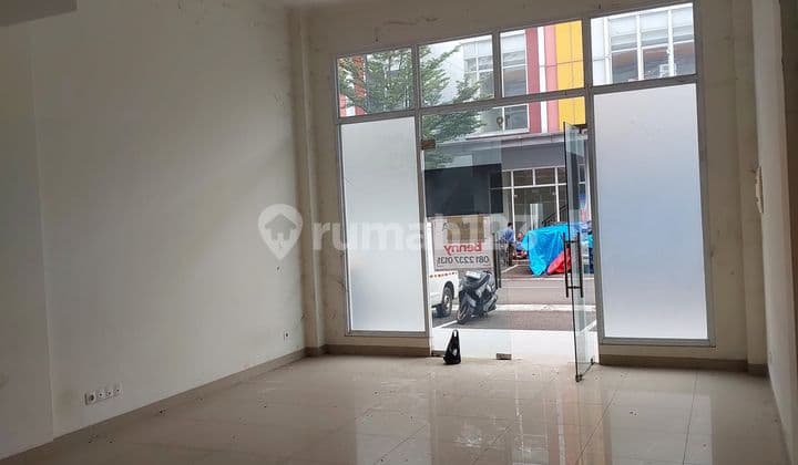 Disewakan Ruko Sumarecon Magna Unfurnished 60.0 m² Ruko SHM di Gede Bage