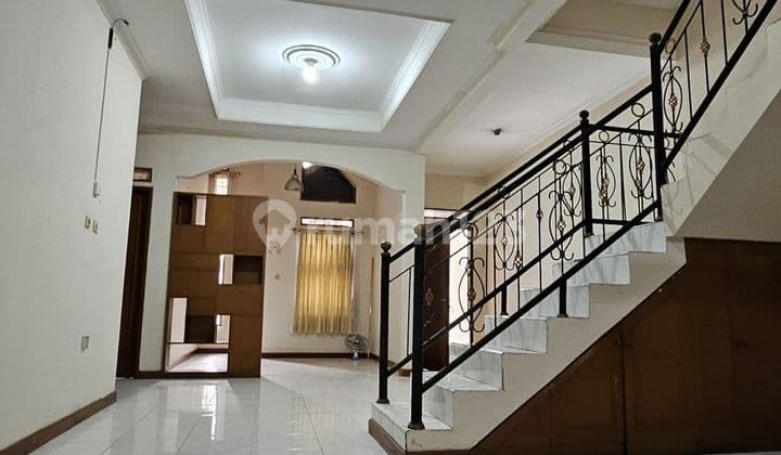 Rumah Murah 2 Lantai Bagus SHM Komplek Panorama Alam Parahyangan