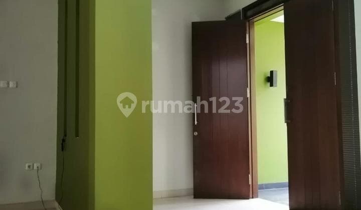 Rumah Murah 2 Lantai Siap Huni Minimalis SHM di Pondok Hijau