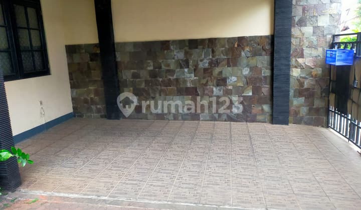 Rumah 2 lamtai siap huni di sektor 2 bintaro