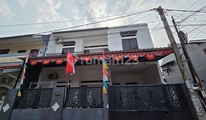 Rumah 2 Lantai Luas Pondok Sukatani Permai