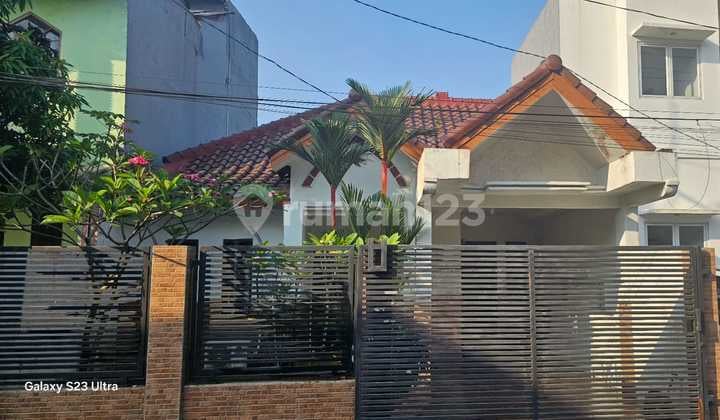 Rumah Strategis Grand Depok City Cluster Puri Insani