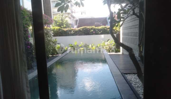 Villa Mewah ada Pool Dekat GWK di Jimbaran