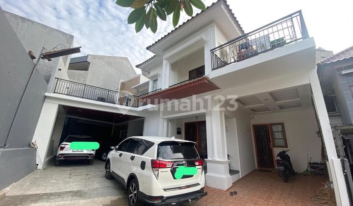 Dijual Rumah Bagus & Luas di Puri Sriwedari Cibubur