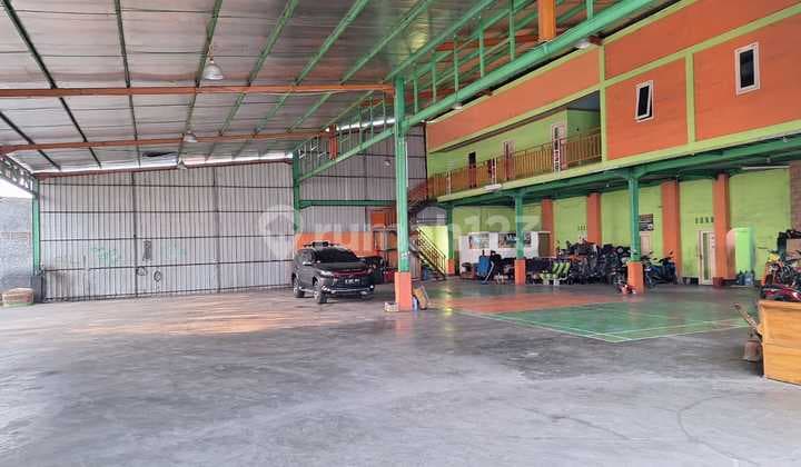 For Sale: Ex-Bus Pool Commercial Space, Well-Maintained and Neat in Cimuning, Mustika Jaya, Bekasi