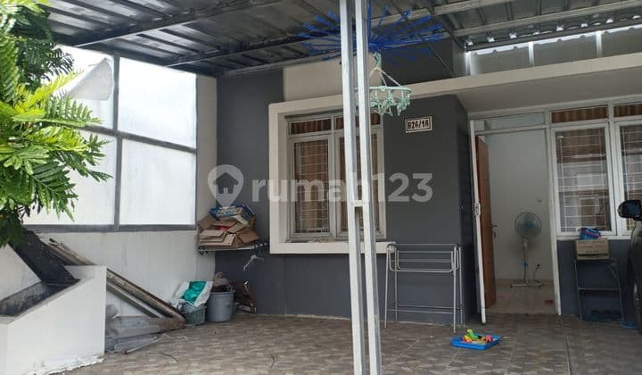 Dijual rumah tinggal citra maja. L84.m2.kmr tdr 2.wc1.Hdp utara. Sudah renovasi (PLN5500 watt. Air Palyja. Surat AJB.Bonus toren air 1000 ltr Harga 480 juta nego. Hubungi Lia Lim MR GI.08788317xxxx Rumah