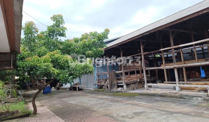 GUDANG LUAS EX GUDANG KAYU DI KEROBOKAN