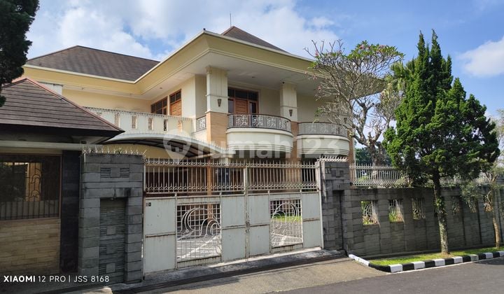 Rumah Mewah, Besar & Murah Harga NJOP di Budi Indah, Setiabudhi Bandung