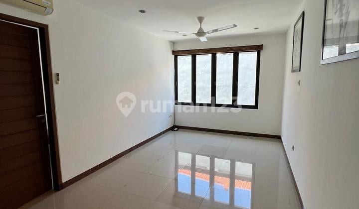 Villa Nyaman Siap Huni di Seminyak Badung