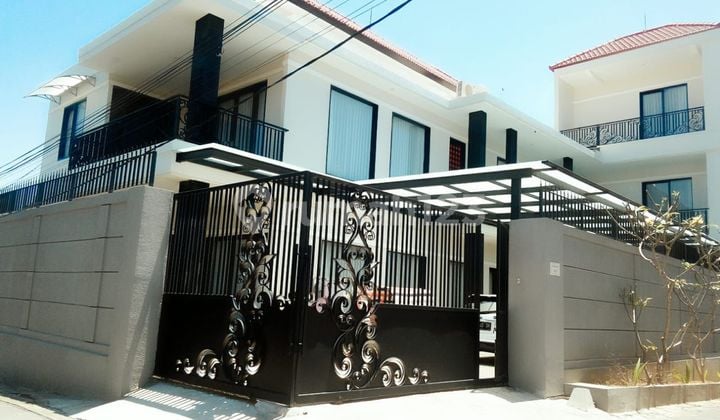 Beautiful Ready-to-Occupy House in Puri Gading Jimbaran Complex