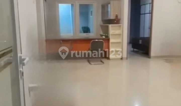 Rumah Bagus Nyaman di Komplek Batununggal Indah Bandung