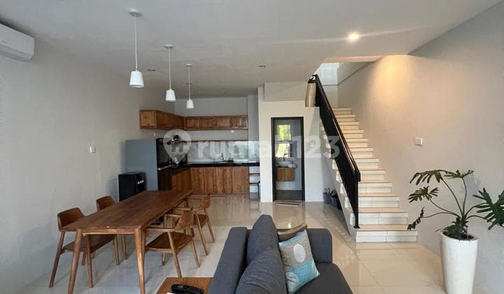 Villa Baru Nyaman Siap Huni di Canggu Badung