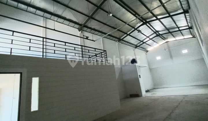 For Rent: Well-Maintained Warehouse with Mezzanine Office, Negotiable at Kutawangin Industrial Park