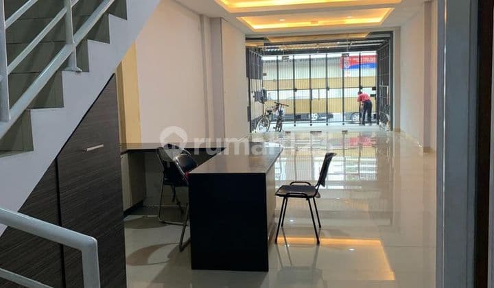 Dijual Ruko/Ruang Usaha Bagus Luas Cantik Terawat Siap Huni Sudah Renov bisa Nego di Lengkong