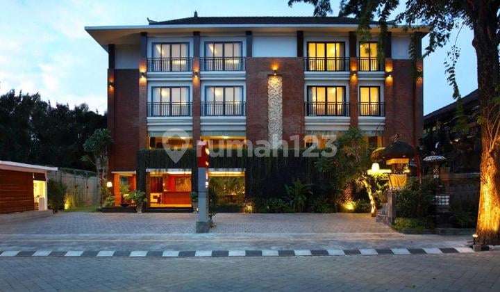 For Sale: Beautiful, Spacious, Luxurious, Well-Maintained, Ready-to-Use Hotel Near Kilometer Zero, Complete with SHM and Full Permissions, Fully Furnished in Denpasar City.