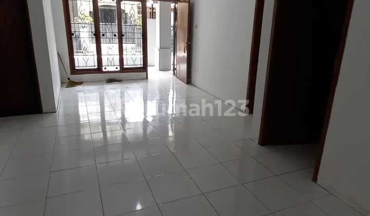 Dijual Rumah Baru Bagus Full Renovasi Siap Huni Air Submersible Melimpah Baru ngebor di Komplek Kopo 1 Sayati Margahayu Bandung