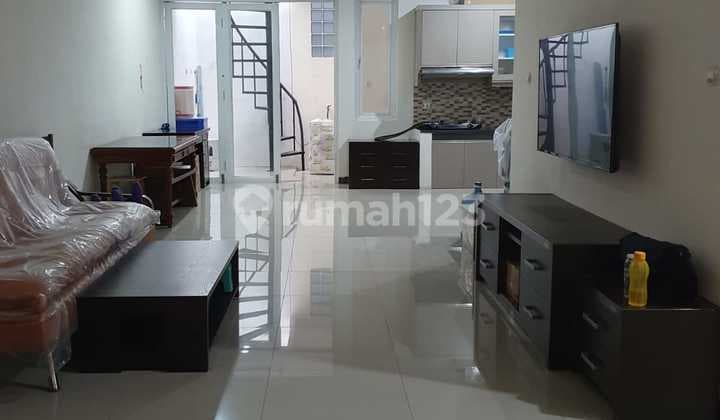 Dijual Murah Rumah Bagus Cantik Terawat Siap Huni Full Bangunan bisa Nego Bangunan 2 Lantai di Taman Kopo Indah 5 Sommeville
