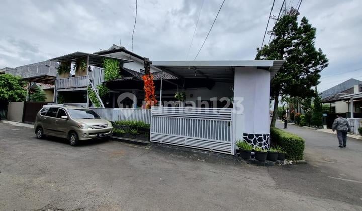 Jual Lelang Rumah Bagus Cantik Terawat Siap Huni Cocok untuk Hunian Keluarga Investasi Bangunan 2 Lantai Hook di Komplek Batumas Nuansa Indah 2
