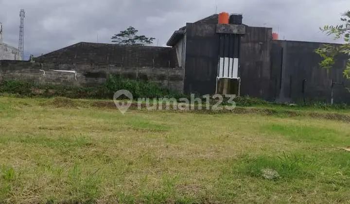 Dijual 3 Tanah Rendeng Luas Strategis Bagus Bentuk Kotak Hadap Barat di Setraduta