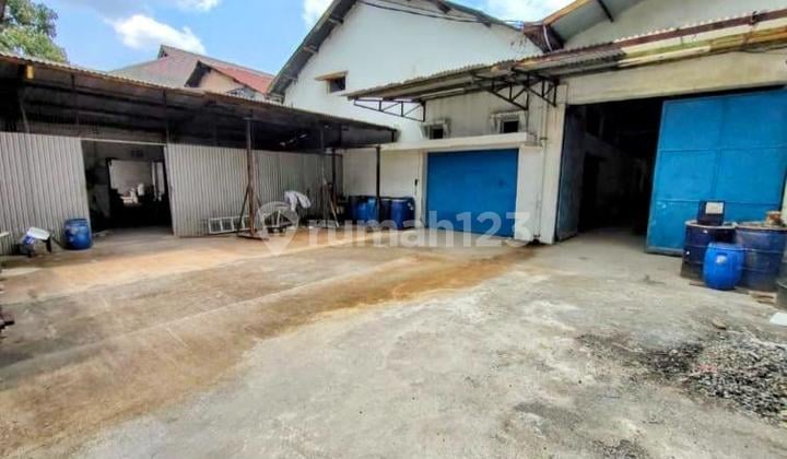 Dijual Gudang Hitung Tanah Strategis Bagus Luas Terawat Siap Huni bisa Nego Cepat Bentuk Kotak Akses Kontainer Dekat Tol Pasirkoja Tol Pasteur di Abdurachman Saleh Sayap Pajajaran