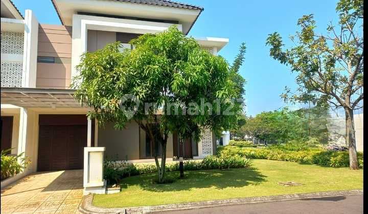 Dijual/Disewakan Rumah Minimalis Bagus Luas Terawat Siap Huni 10 Premium Corner di Cluster Btari Summarecon Bandung