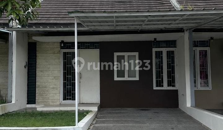 Jual Rumah Bagus Cantik Terawat Siap Huni SHM di Taman Kopo Indah 5 Sommweville