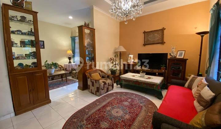 Dijual Rumah Besar Bagus Lux Luas Asri Terawat Siap Huni Full Furnished Hook di Griya Mas Pasteur Bandung