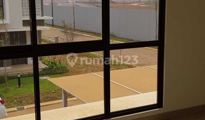 Disewakan Rumah Bagus Cantik Terawat Siap Huni 2 Lantai SHM di Cluster Btari Summarecon Bandung