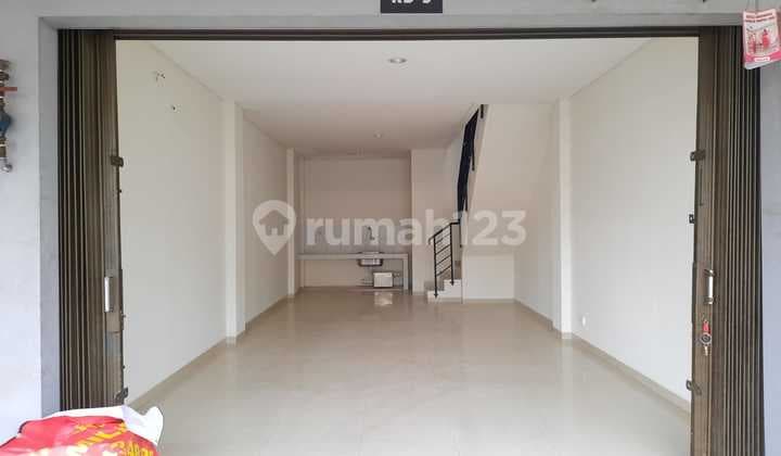 Disewakan Ruko 2 Lantai di Suvarna Sutera Dekat Pintu Keluar