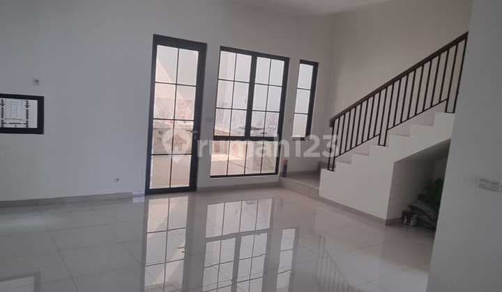 Disewa Rumah Rapi Tinggal Bawa Koper Luas Suvarna Sutera Tangerang