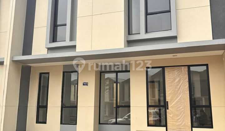 Disewa Rumah Baru Belum Pernah Dihuni di Cluster Astha Suvarna Sutera