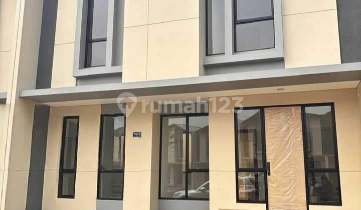 For Rent New House Never Occupied in Astha Suvarna Sutera Cluster