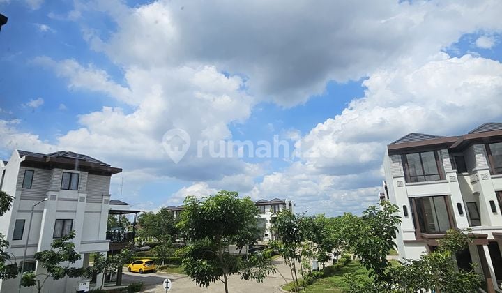 Rumah Furnish Pasar Kemis Lavon Siap Huni Rapi Lengkap Ada Kolam Berenang