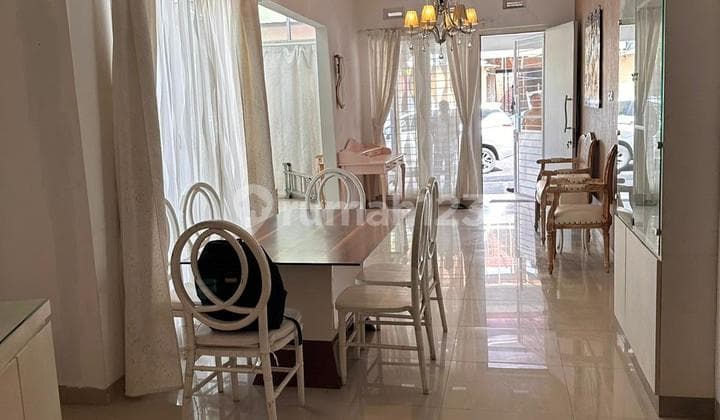 Furnish Dan Mewah Rumah Di Cluster Cigadung Dago Bandung Kota