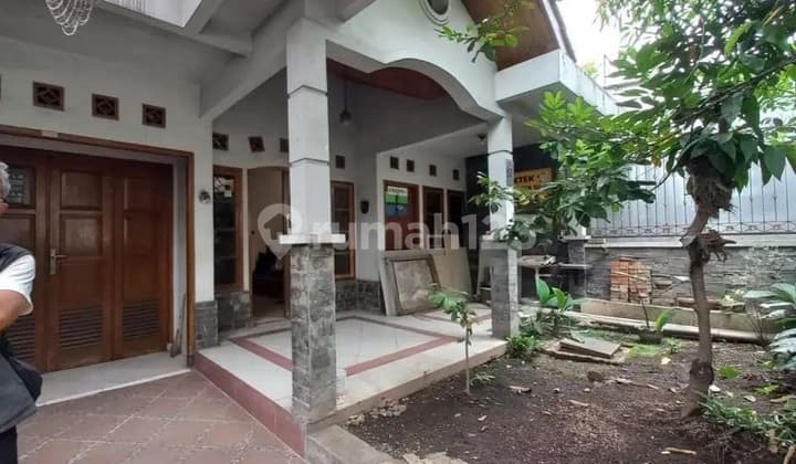 Disewakan Rumah Strategis di Kuningan Raya Antapani Bandung Kota